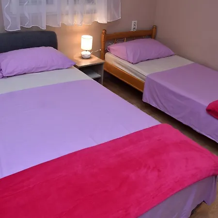 Oresic Apartment *