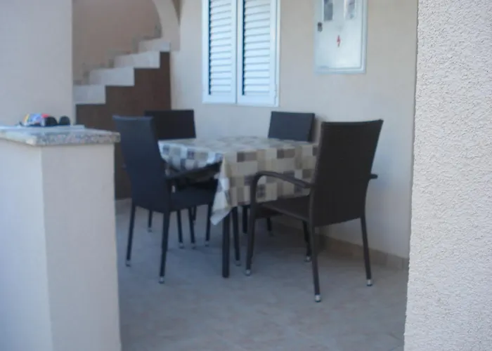 Oresic Apartment *